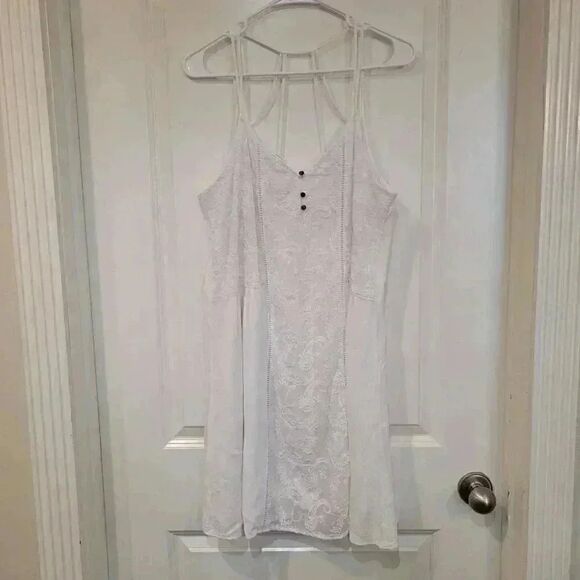 Maurices Women’s White Rayon Lined 3 Button Down Spaghetti Strap Mini Sundress - Picture 2 of 10